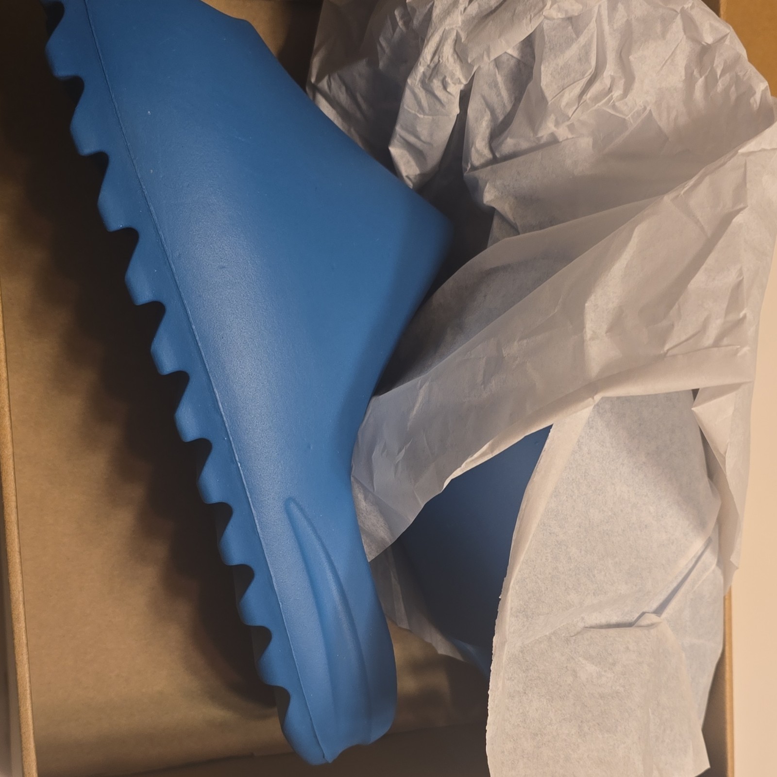 adidas Yeezy Slide Blue Men's Slide Sandal US 12 UK 12 EU 47 MPN #124723049