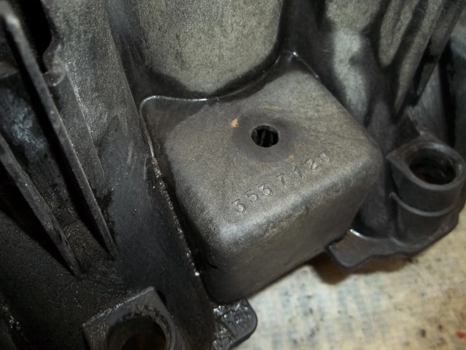 Оригинальный верхний впускной коллектор пленум 3542600 для Cadillac Deville Eldorado Seville 96–99 годов выпуска - Изображение 3 из 4