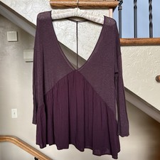 urban outfitters kimchi blue double V baby doll top long sleeve plum