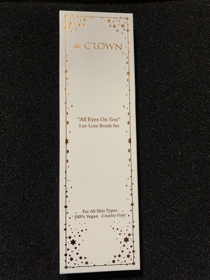 Crown All Eyes On You Juego de 5 brochas de sombra de ojos de lujo cincel con detalle de sombreador Foto 3 de 4