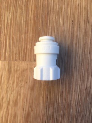 John Guest Speedfit PP3208U7WP 1/4 In OD x 7/16 In Faucet Connector