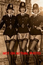 Photo 6x4" Britsh Police Women x 3 Vintage Style Sexy Cute Stockings Photograph