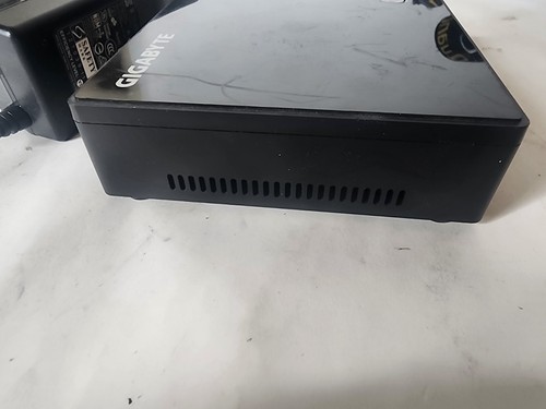 Gigabyte BRIX Core i3-5010U Ultra Tiny Pc GB-BXi3-5010, No Ssd/ram - Picture 5 of 9