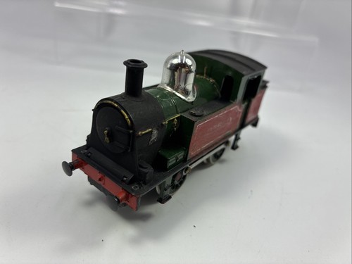 Hornby R455 OO Gauge 0-4-0 Industrial Tank Loco 25550 Painted Train Working - Picture 13 of 24