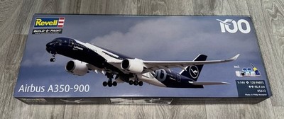 Revell 05612 Airbus A350-900 Lufthansa 100 Years Anniversary 1:144