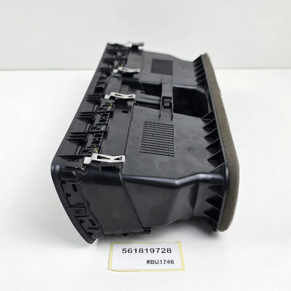 Volkswagen Passat 2012-2018 panel de instrumentos conducto de aire 561819728 Foto 3 de 4