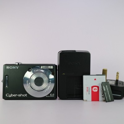 Sony Digital Camera Cybershot DSC-W40 6.0MP Black Tested Full Working Set