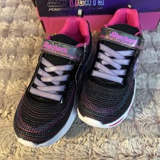 LIGHTS Powered by Skechers Girl Sneakers Size 2 They Light Up