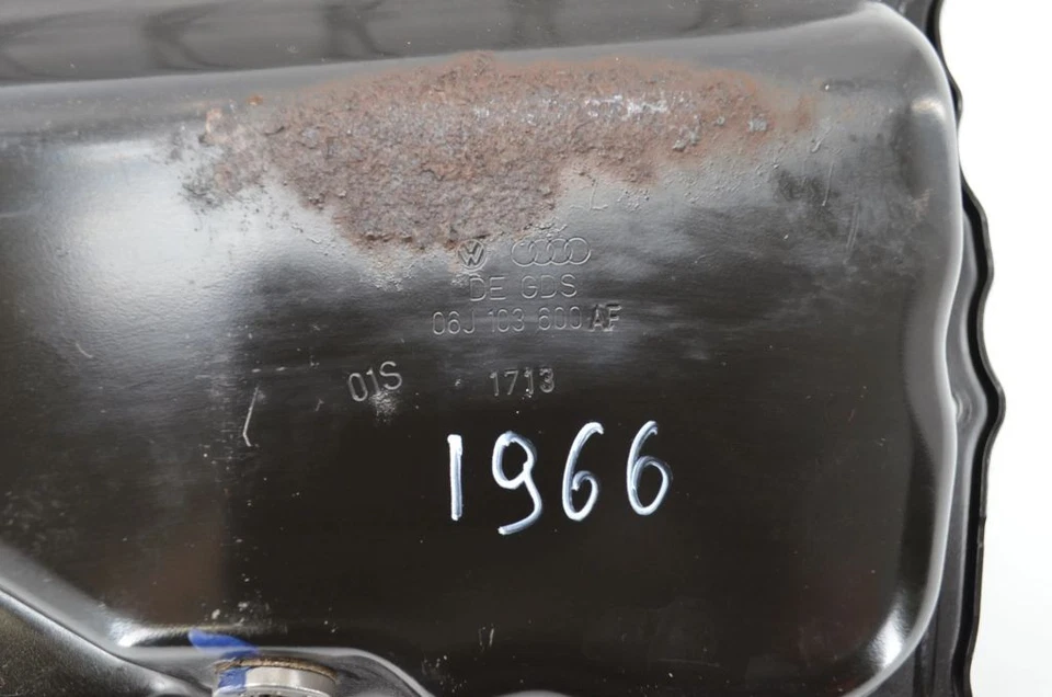 Audi A3 S3 8P 2010 Petrol Oil sump pan 06J103600AF OPO1966 - Image 3 of 3