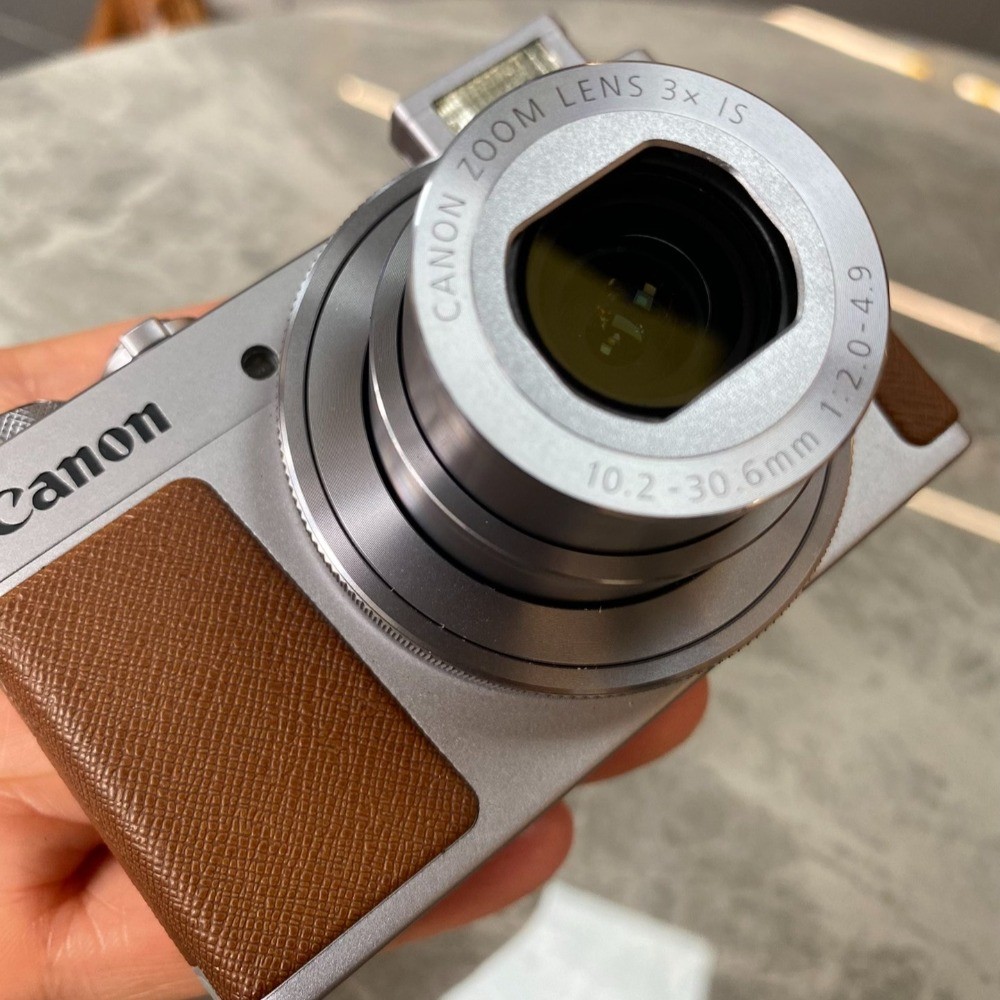 Canon PowerShot G9 X Premium Compact Camera 20.2MP 3X Optical Zoom