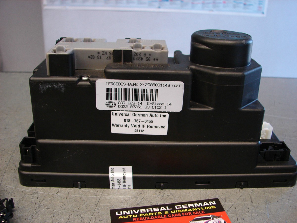 エン V22-06-0003 VEMO Original Quality Dryer, air conditioning