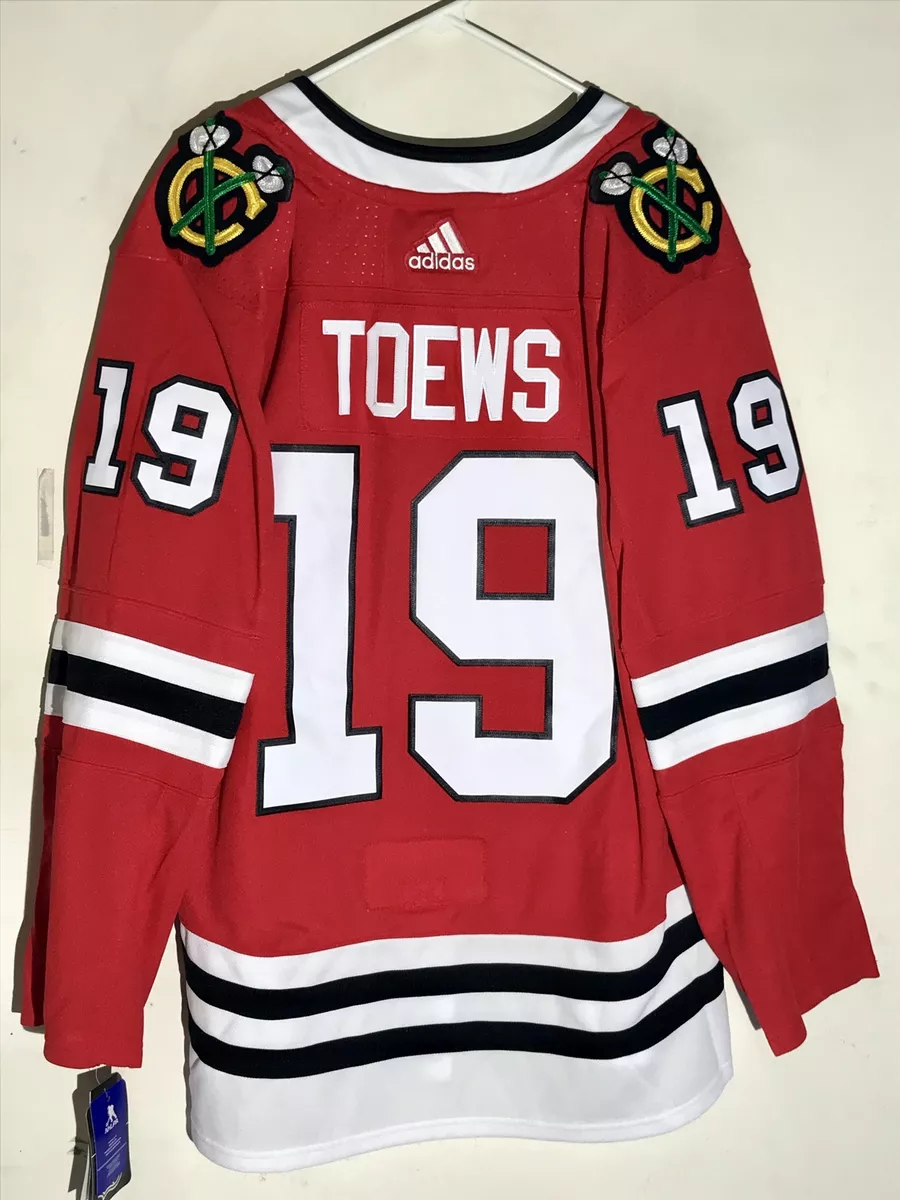 Jonathan Toews Shirt 