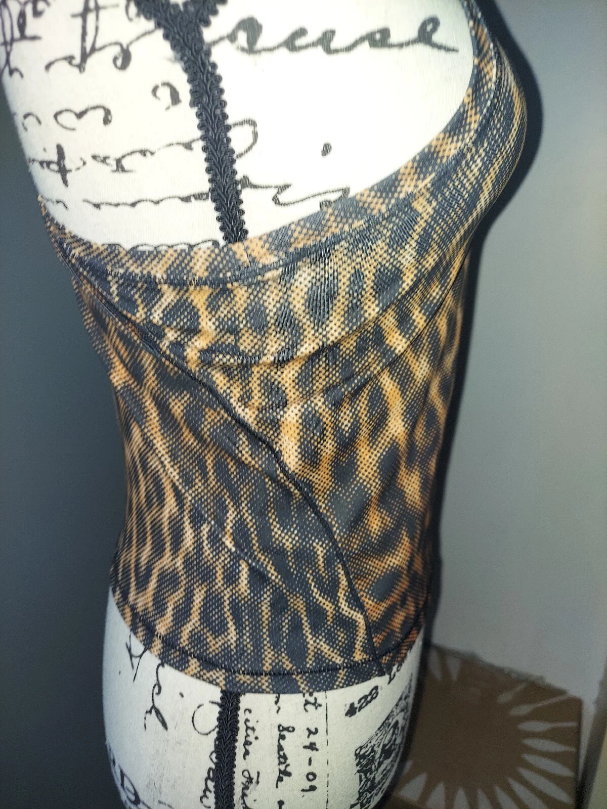 yogalicious lux tank-bra