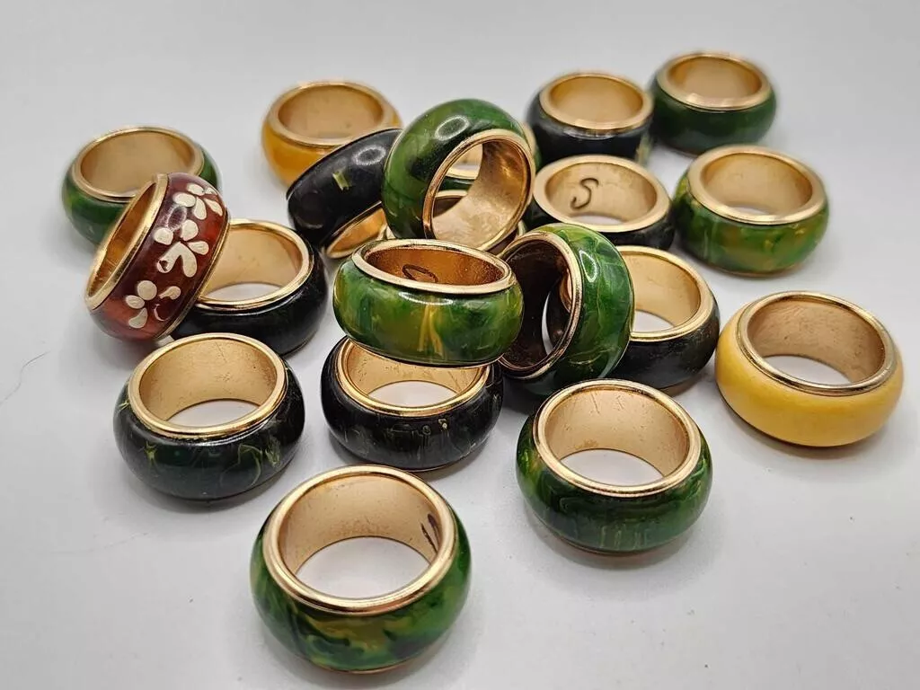 20 vintage Bakelite Rings Gold Tone Mostly new old stock
