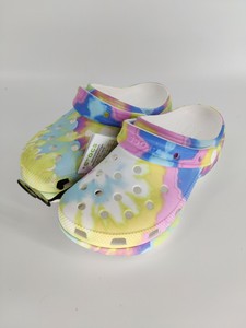 tie dye platform crocs