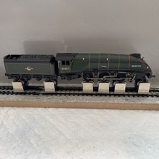 Graham Farish N Gauge A4 Class 'Silver Fox' 60017 BR Green - cp3202 - Boxed