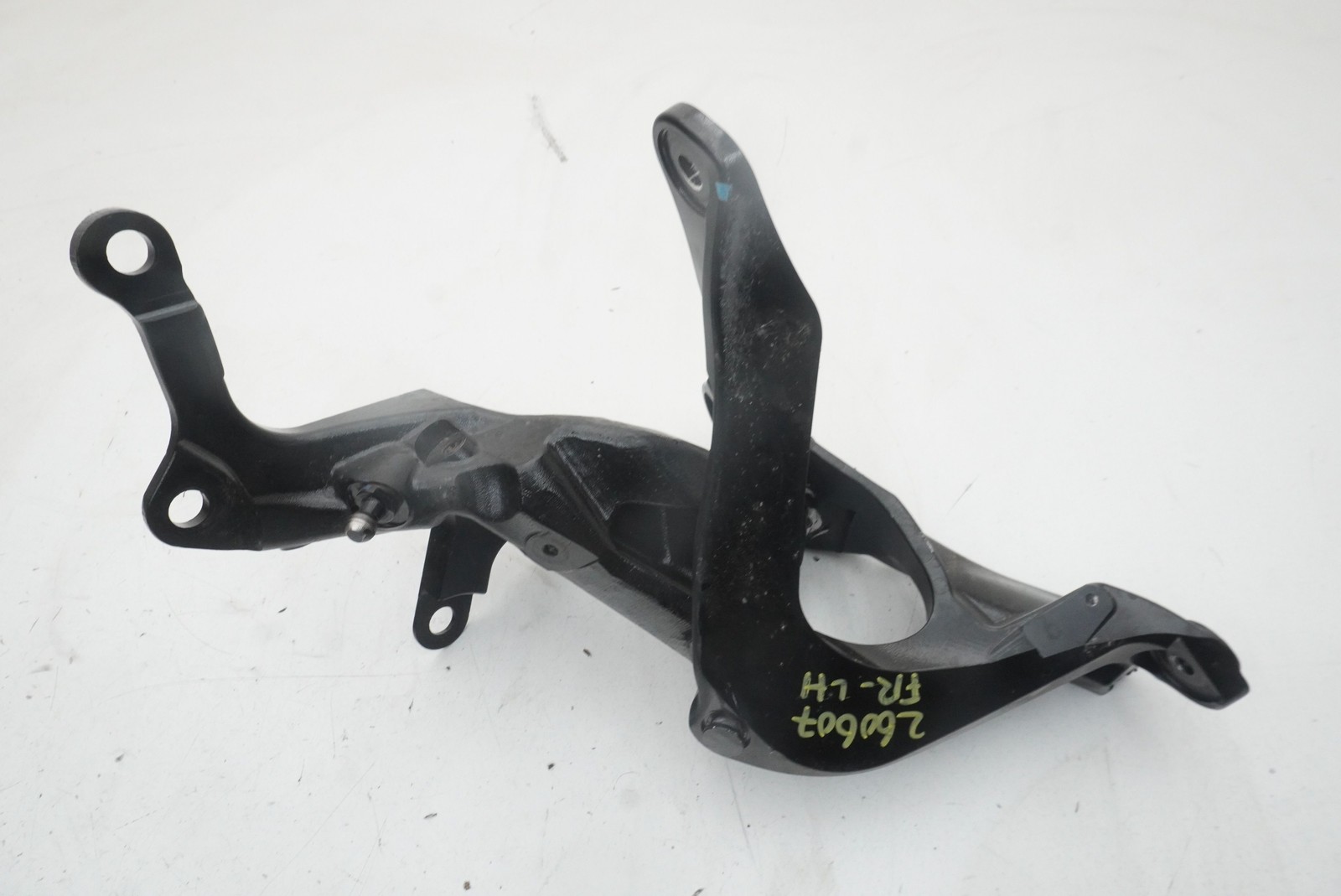 McLaren 750S Spider 2025 Front Left Door hinge P/N 14AB748SP