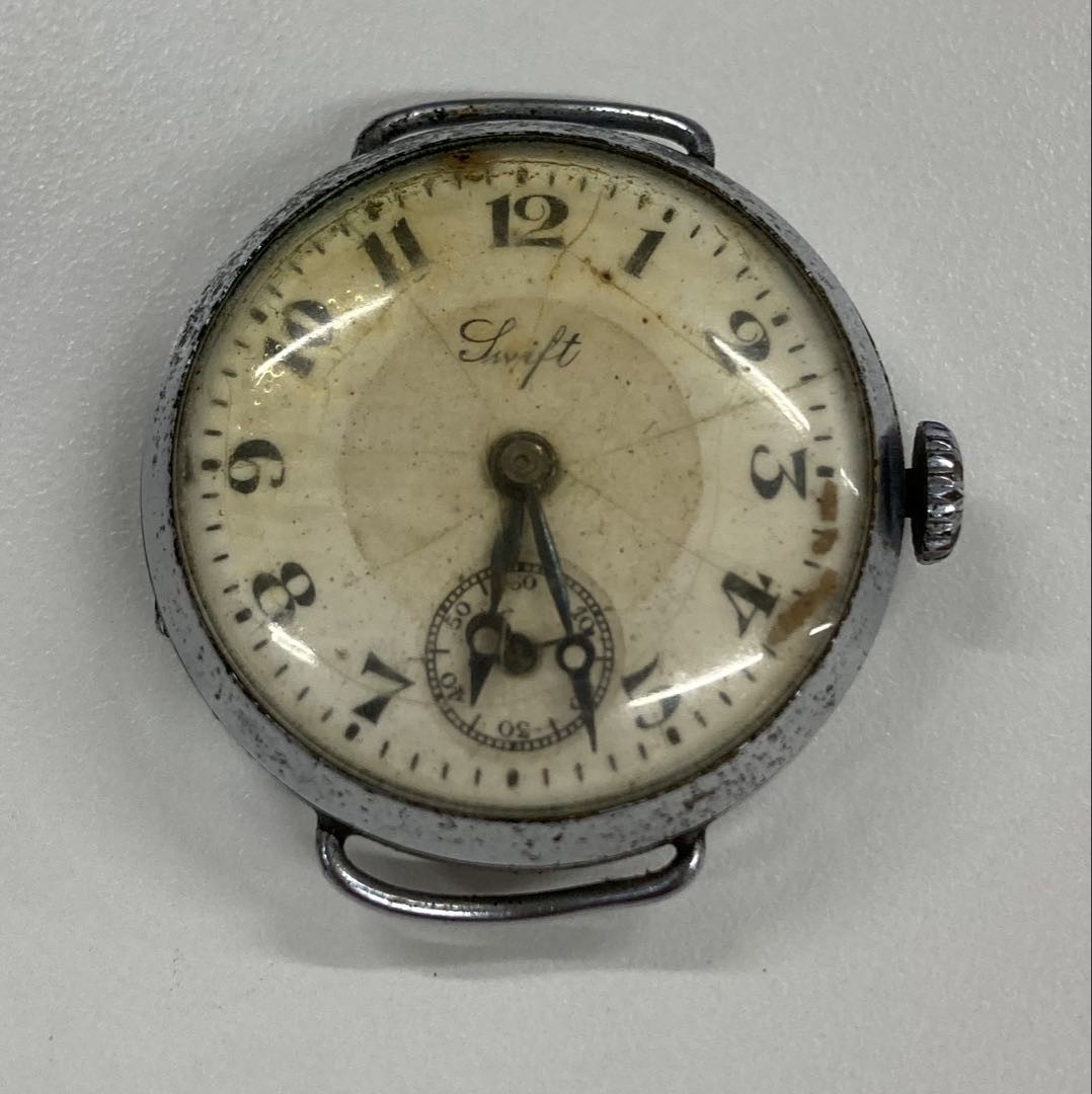 Неизвестное Swift Analog Quartz Men Junk