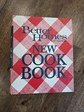 Better Homes and Gardens New Cook Book 5 Ring Binder 1969 2nd Printing 