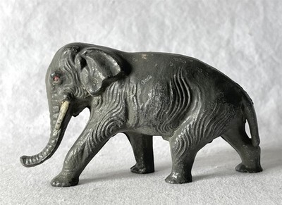 Vintage bemalter Bleispielzeug Soldat Britains Ära großer grauer Elefant 5,5-6 cm groß