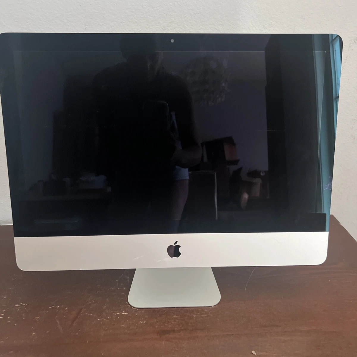 Apple iMac 21.5
