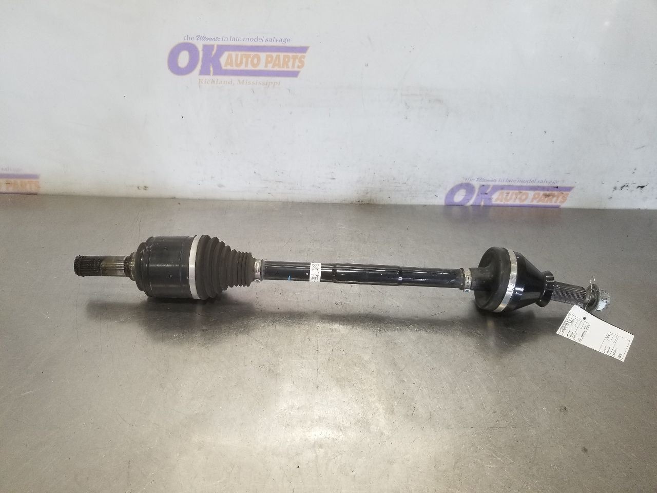 Maserati Levante REAR+RIGHT Axle shaft