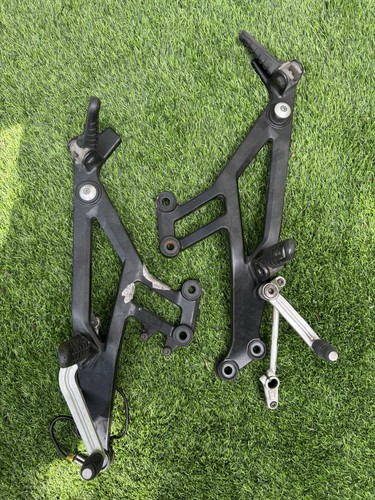Ducati M900 Monster 900 Left Right Rearsets Driver Pass. Pegs 82410231A 00-03