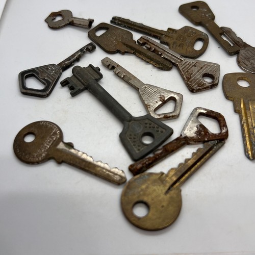 Keys Vintage Soviet Collection Ussr Lock Key Padlock Old Antique Rare Russian Ru - Picture 2 of 24