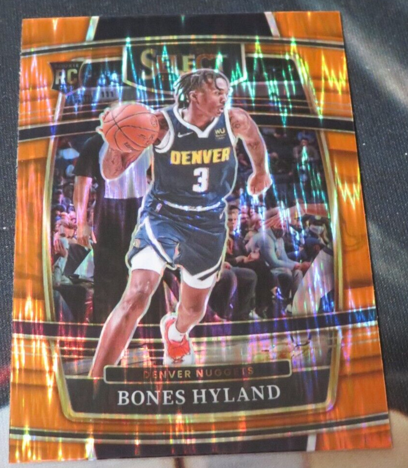 #5879 2021-22 SELECT BONES HYLAND #79 SCOPE
