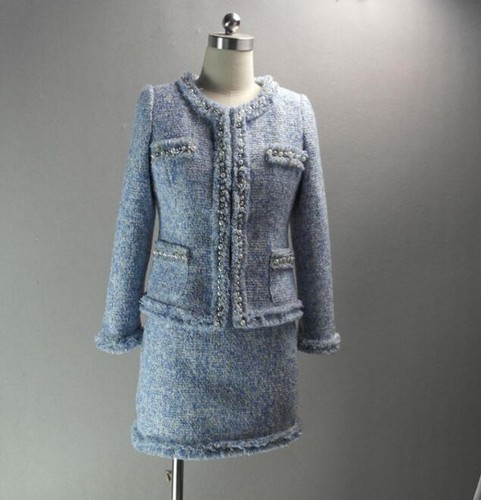 2018 womens designer inspired pearl button wool tweed suit *