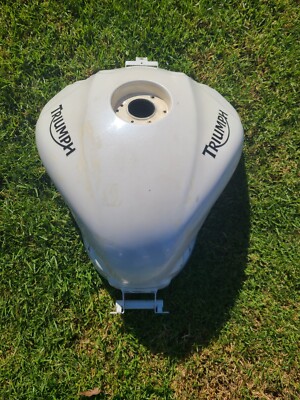 2012 12-15 Triumph Speed Triple R OEM Gas Fuel Tank Petrol Cell Can White