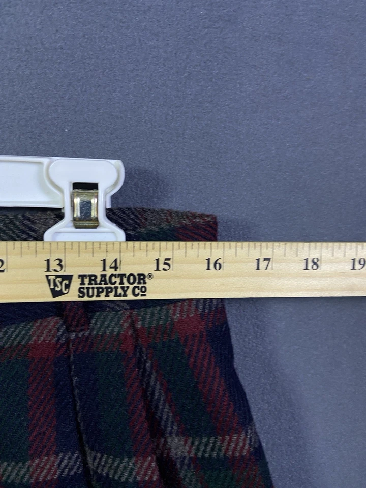 Vintage Sag Harbor Shorts Red Plaid Wool Blend Baggy Preppy Retro Women's 16 VTG - Image 2 of 4