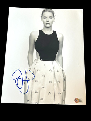 JENNIFER LAWRENCE SIGNED AUTOGRAPH 11x14 SEXY DIOR BABE HUNGER GAMES BECKETT BAS