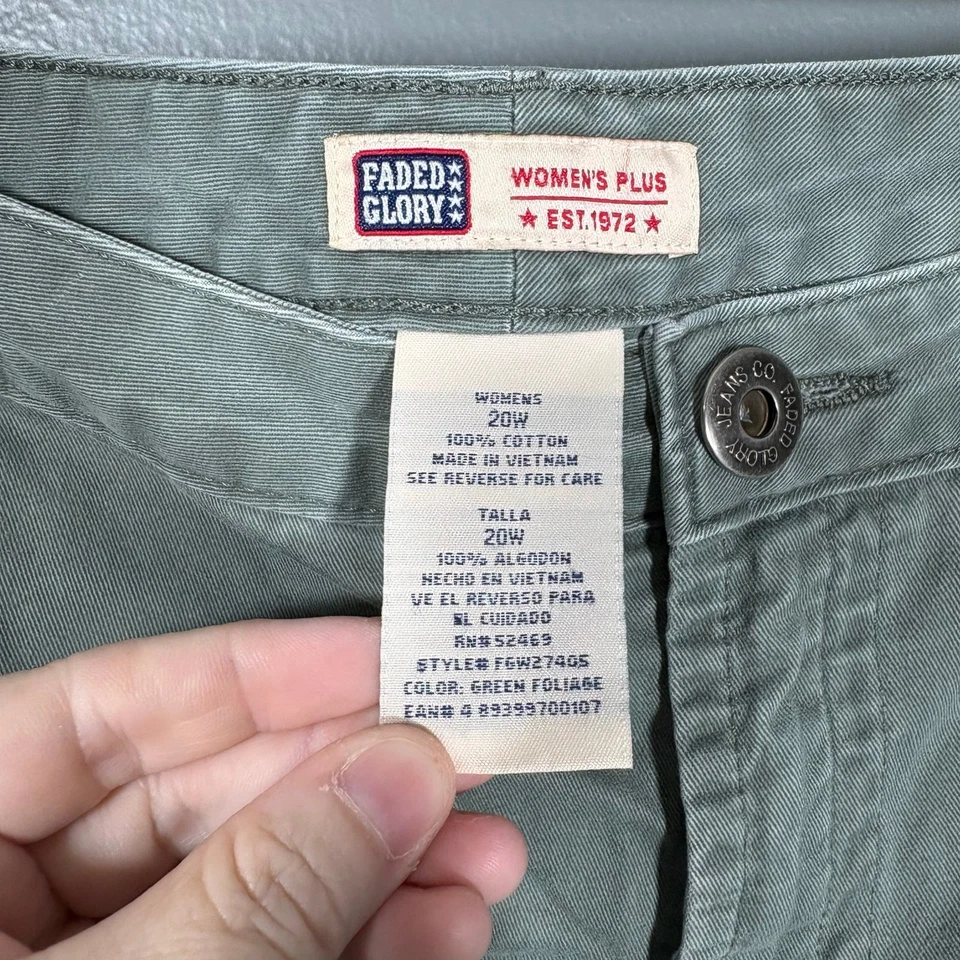 Pantalones cortos chinos informales utilitarios Faded Glory verde oliva - 20 W - talla grande para mujer Foto 4 de 4