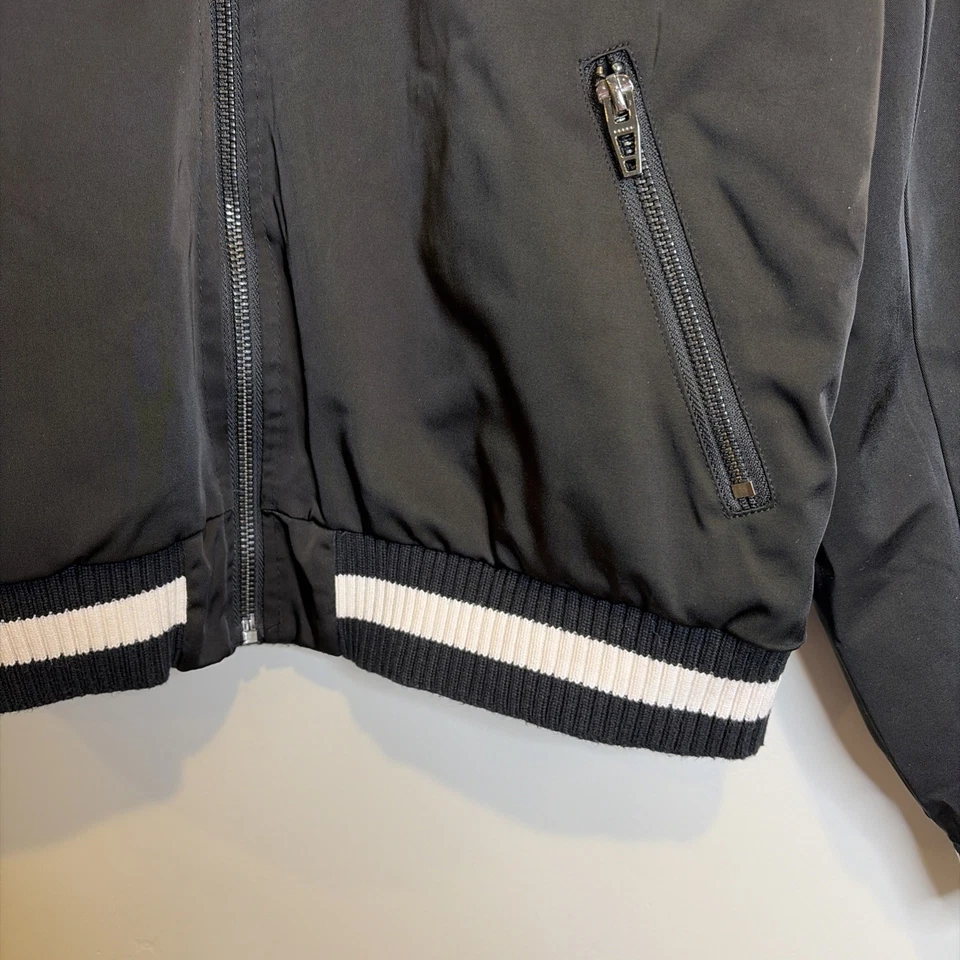 Chaqueta Blank NYC Talla M Mujer’s Negra y Floral Ojales Reversible Bombardero Universitario Foto 4 de 4