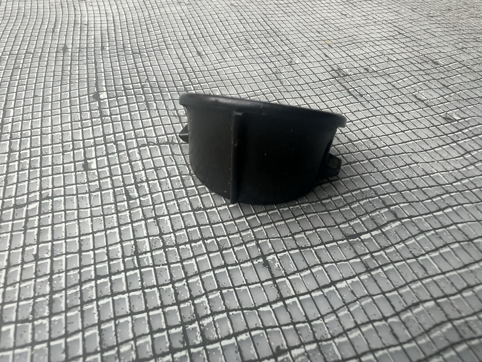 McLaren MP4-12C Cap For Diffuser RH Inside 2012 2013 2014 11A3802CP