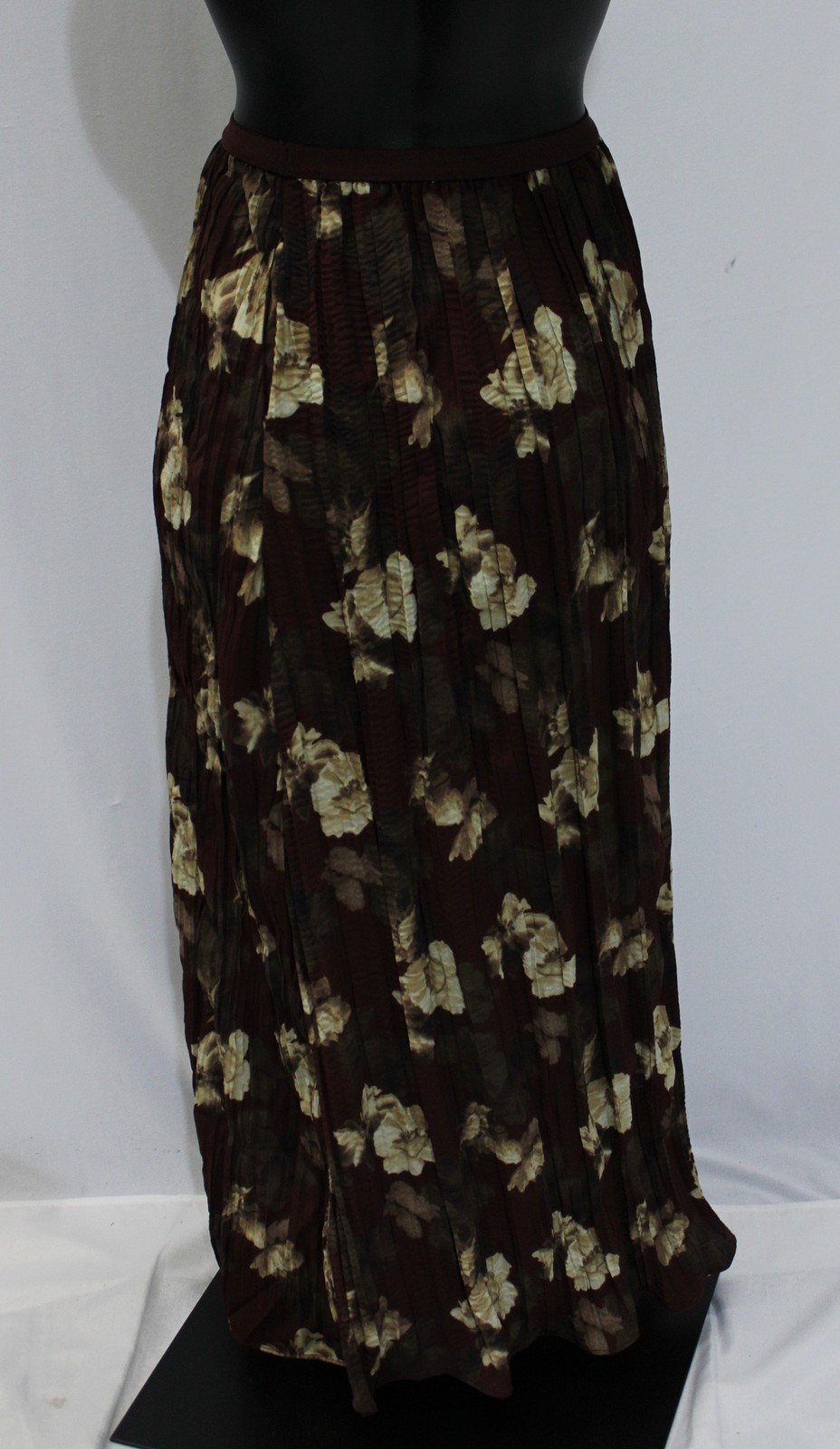 Grade & Gather Women's Light Floral Printed Maxi Skirt EJ3 Burgundy Small