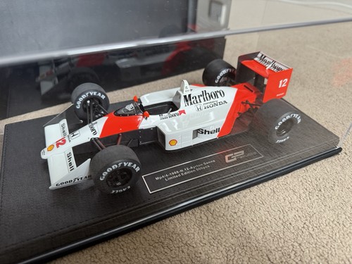 GP REPLICAS Mclaren MP4/4 #12 Ayrton Senna 1988 Campione del Mondo F1 1:18