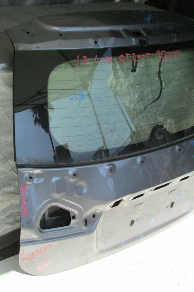 Lexus Ct200h 2011 2012 2013 2014 2015 2016 2017 puerta levadiza usada fabricante original Foto 3 de 4