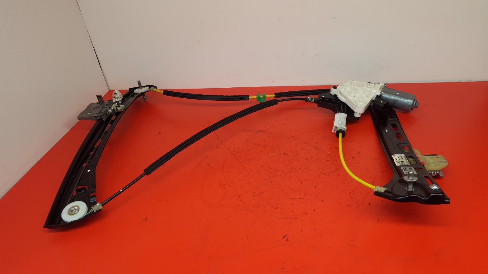MERCEDES E-CLASS WINDOW REGULATOR + MOTOR FRONT PASSENGER SIDE NEARSIDE LH 2017