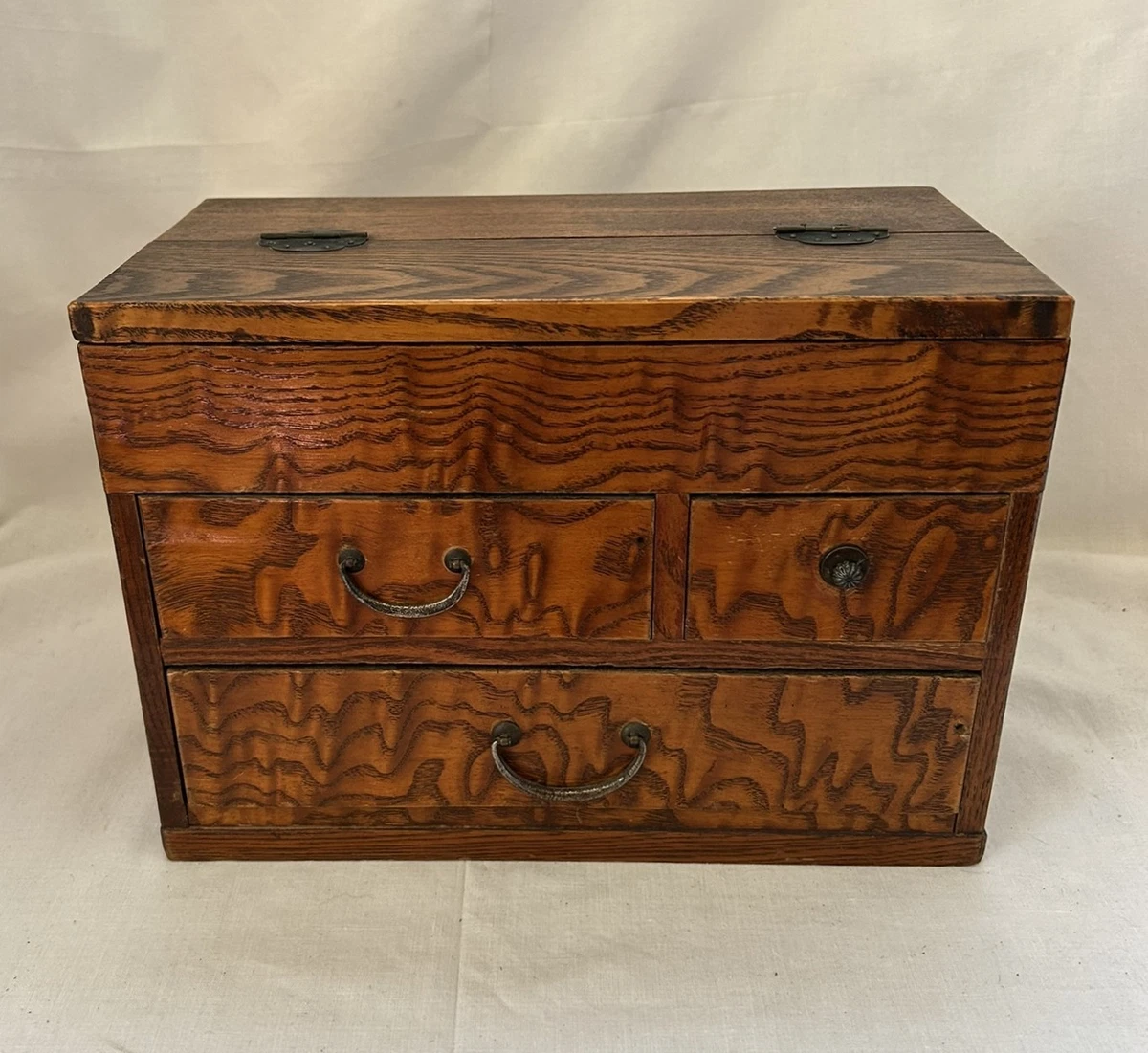 25+ 1900-1940 Antique Japanese Boxes for sale | Updated Oct 2026
