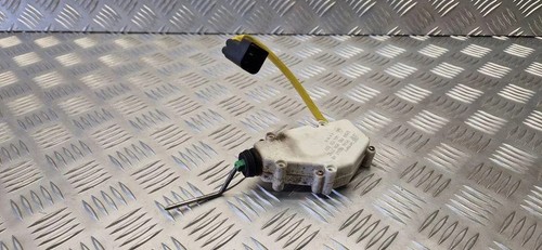 VW SHARAN 7M8, 7M9, 7M6 Motor für Tankdeckelverriegelung 7M0959775C 31077233