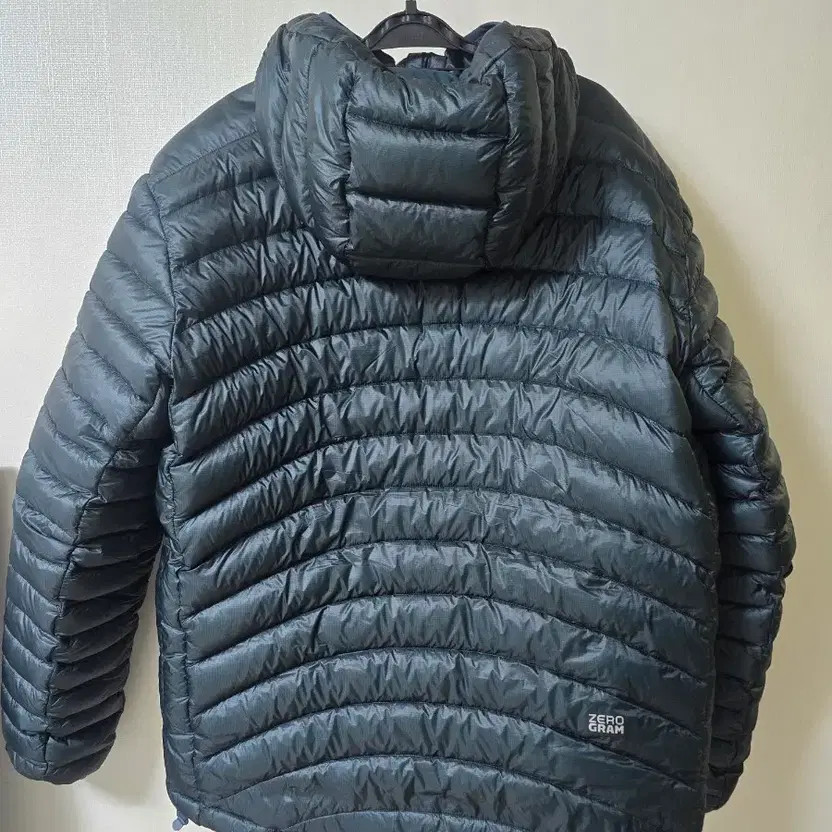 ZeroGram Lamona 130 Down Lightweight Padding, Dar… - image 5