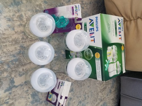 baby bottle lot: Avent, Comotomo, Boon Nursh and Mam Bottles Used barely and new - Picture 3 of 6