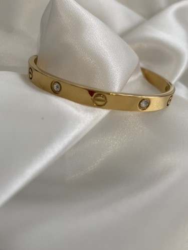 gold bangle Design Inspired With Gift Box