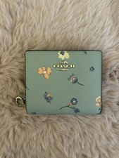 Coach C2868 Snap Wallet With Heart 