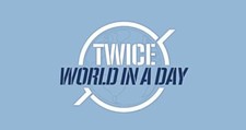 TWICE Beyond LIVE TWO WORLD IN A DAY PRODUCTOS OFICIALES TWICE