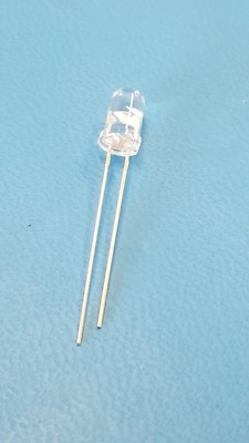 (800 PCS)  LED ROUND , 5mm , Super Bright Yellow ,  Water Clear , OPT-5UC590-23