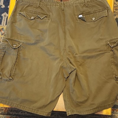 Levi Strauss & Co. Men's Green Cargo Shorts Cotton Twill Flat Front Button