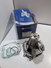 Pompe à eau Mercedes 280